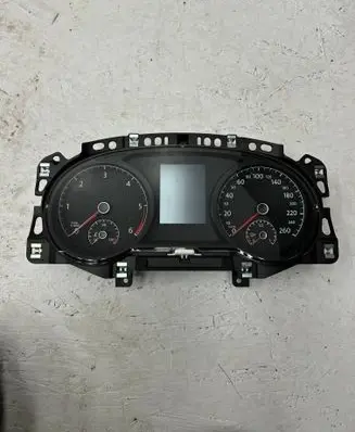 Volkswagen Golf VII Speedometer (instrument cluster) 5G1920741A