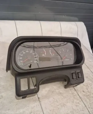 Hyundai Galloper Speedometer (instrument cluster)