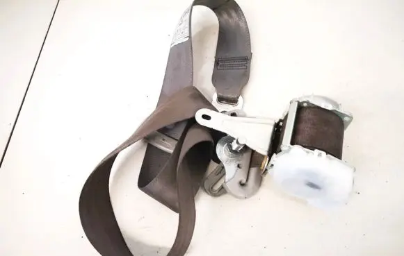 Lexus RX 300 Rear seatbelt 7k8300
