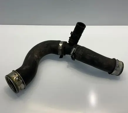 Intercooler hose/pipe