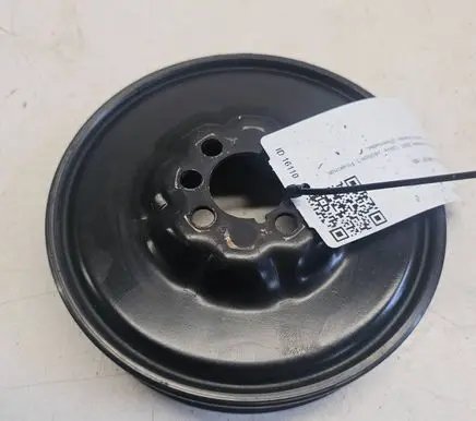 Audi A6 S6 C5 4B Crankshaft pulley 078105255G