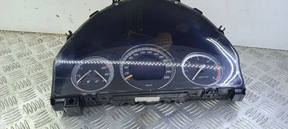 Mercedes-Benz C AMG W204 Speedometer (instrument cluster) A2045406048