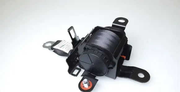 Middle seatbelt (rear)