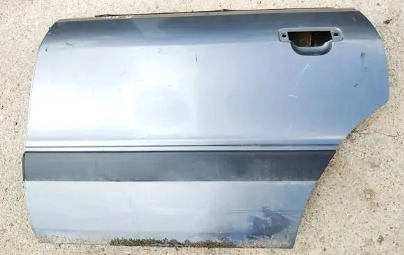 Audi 80 90 B3 Rear door pilkos