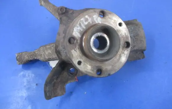 Fiat Seicento/600 Front wheel hub spindle knuckle