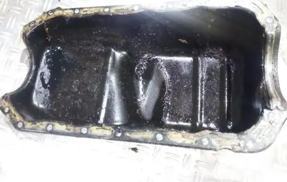 Mazda 323 Oil sump
