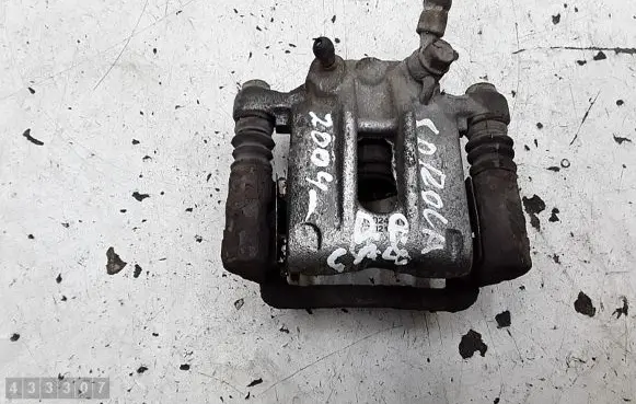 Toyota Corolla E120 E130 Rear brake caliper