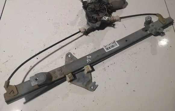 Nissan Pathfinder R51 Sliding door window regulator with motor