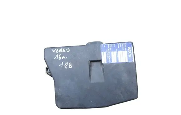 Toyota Verso Fuse box cover 826620F180
