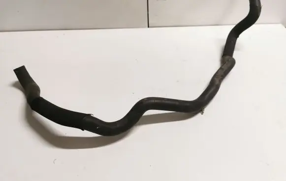 Land Rover Range Rover Sport L494 Engine coolant pipe/hose AH224090CC