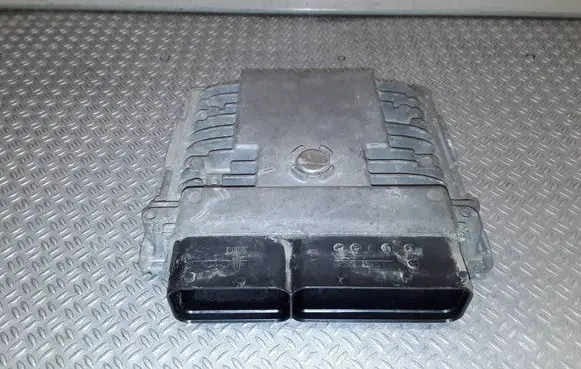Skoda Rapid (NH) Engine control unit/module 03F906070HA 5WP44882 03F907309AK