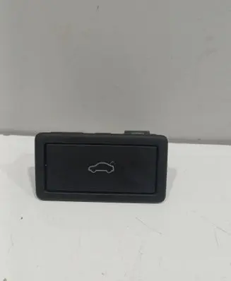 Volkswagen Passat Alltrack Tailgate opening switch 3g0959831