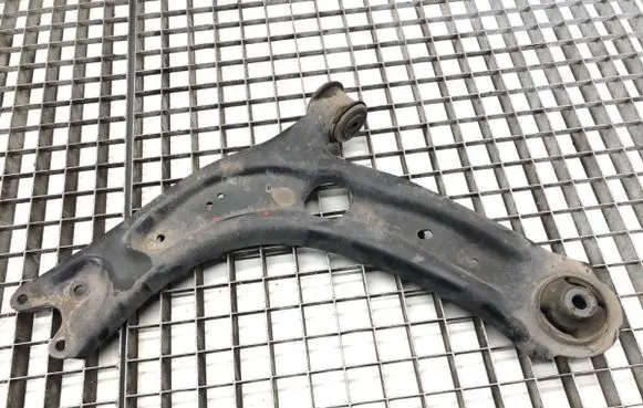 Volkswagen Tiguan Front control arm