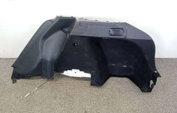 Mitsubishi Lancer VIII Front door card panel trim 7230A510XA