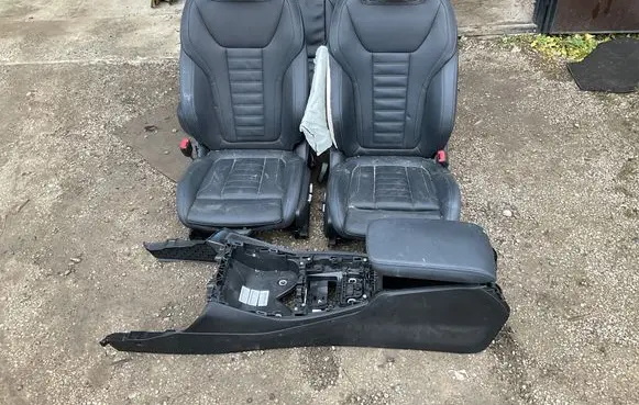BMW iX3 Seat set 
