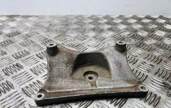 Audi A4 S4 B6 8E 8H Gearbox mounting bracket 8E0399115S