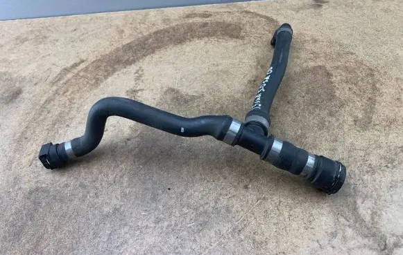 BMW X3 E83 Engine coolant pipe/hose 3449106 17123449106 17123401584