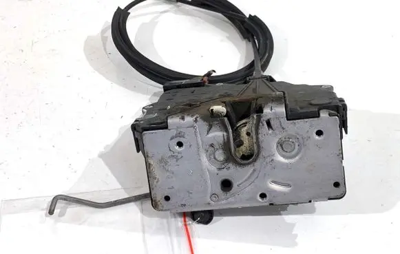Opel Corsa D Front door lock 13258271