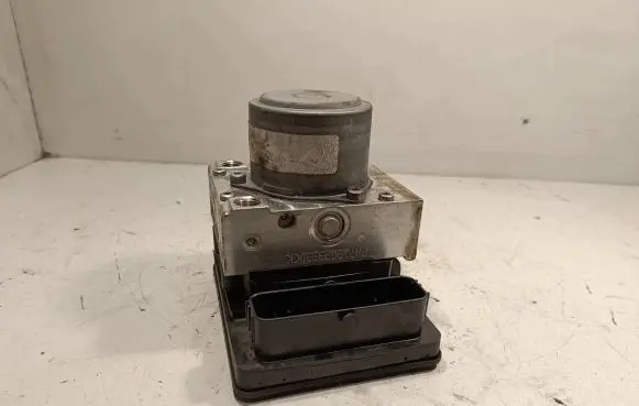 Mercedes-Benz E W213 ABS Pump A2134316700