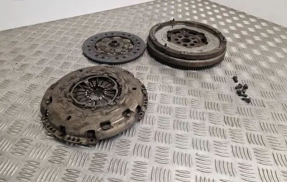 Ford Mondeo MK V Clutch set kit BHD8A L010250G3204 DS7Q7550AA