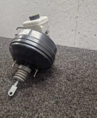 BMW 4 F36 Gran coupe Brake booster 2284896