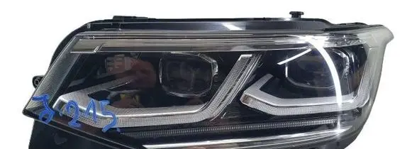 Volkswagen Tiguan Headlight/headlamp 5nb941081g