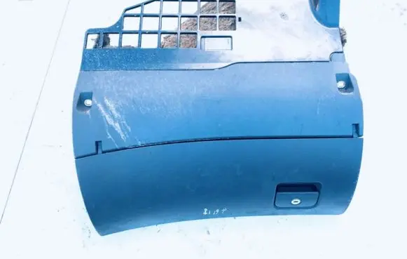 Audi A6 S6 C5 4B Glove box