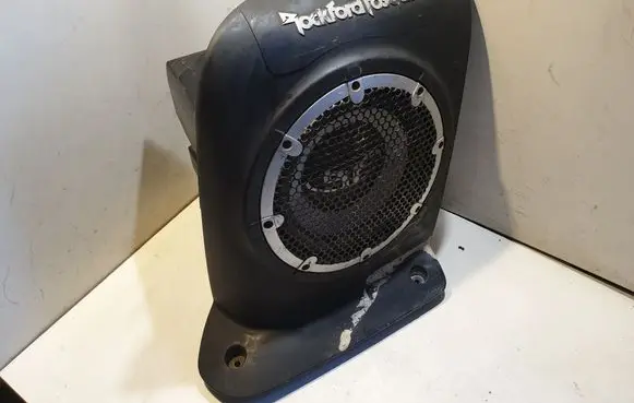 Mitsubishi Outlander Subwoofer speaker 8720A012