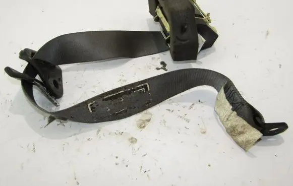 Mazda Tribute Rear seatbelt 2L8478611B69A