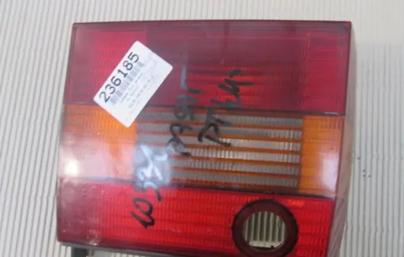 Volkswagen PASSAT B4 Rear/tail lights