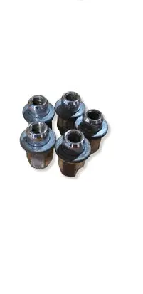 Toyota Avensis T250 Wheel nut cap/cover