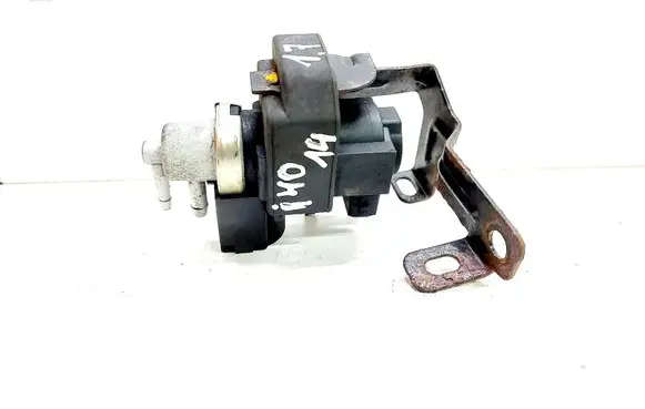 Hyundai i40 Turbo solenoid valve 394502A600