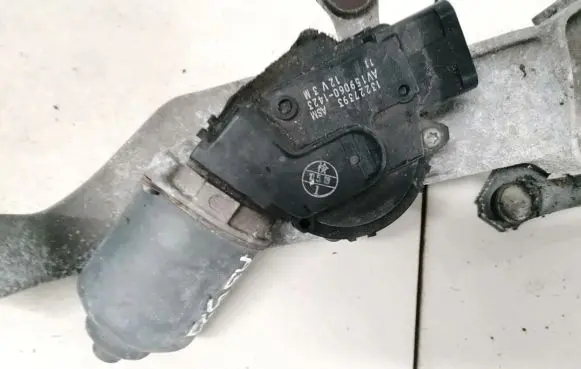 Opel Insignia A Wiper motor 13227393 av159060-1423