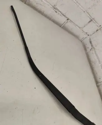 Mazda 6 Front wiper blade arm t6860 1615