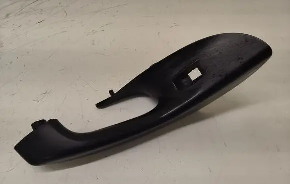 Volkswagen PASSAT B6 Front door interior handle trim 3C1867180