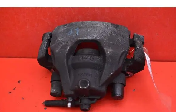 Toyota Yaris Front brake caliper 