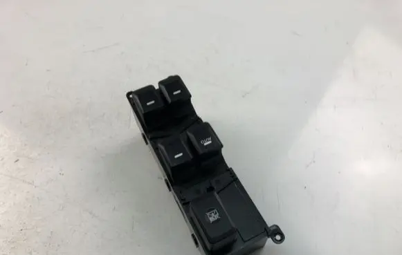 KIA Sorento Electric window control switch 935701U