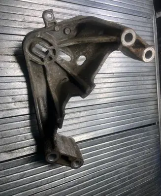Mini One - Cooper R50 - 53 Engine mounting bracket 1514490 22111514490