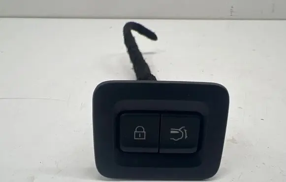 Mazda CX-30 Tailgate/boot open switch button DFR766660 KA118K1827