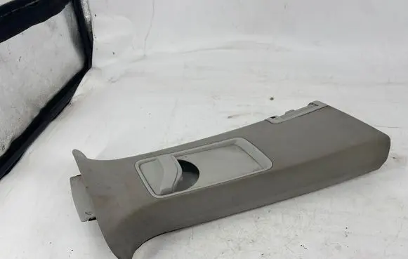 Volkswagen Transporter - Caravelle T5 (B) pillar trim (top) 7H0867244