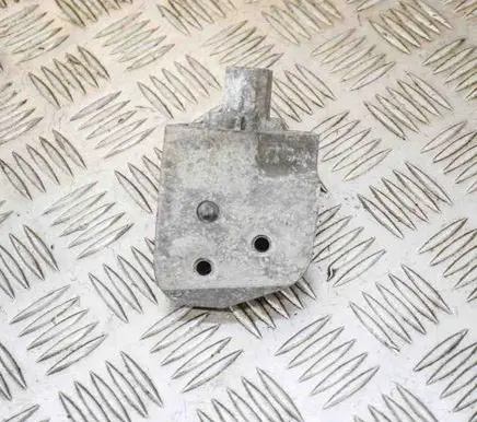 Radiator support slam panel bracket