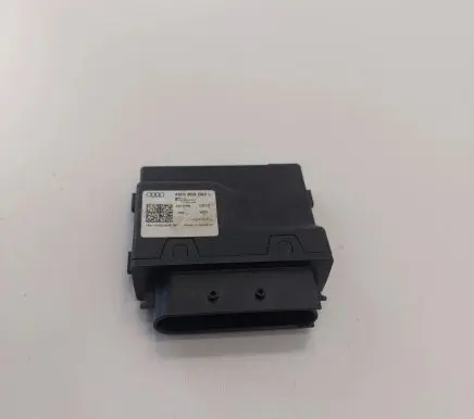 Audi A4 S4 B9 8W Fuel injection pump control unit/module 4M0906093