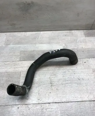 Engine coolant pipe/hose