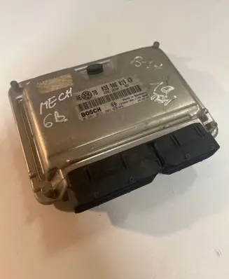 Volkswagen PASSAT B5.5 Engine control unit/module 038906019KD 1039S01966 0281011205
