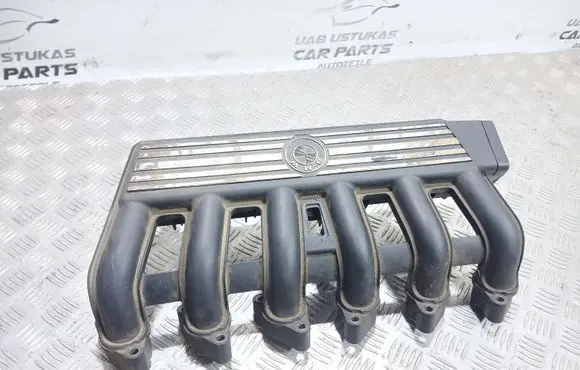 BMW 5 E39 Intake manifold 2246179
