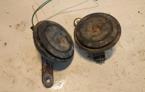 Opel Zafira A Horn signal