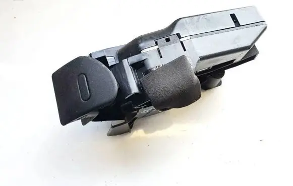 Mercedes-Benz ML W164 Seat back rest lock catch a2039200272