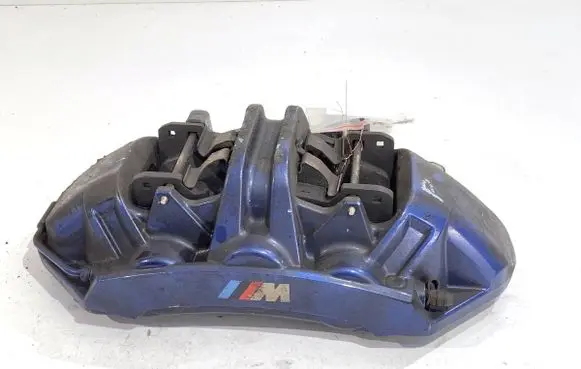 BMW 5 G30 G31 G38 Front brake caliper 8745582