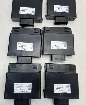Audi A6 S6 C7 4G Voltage converter/converter module 8K0959663F