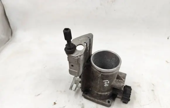 BMW 3 E36 Throttle valve 13631721456